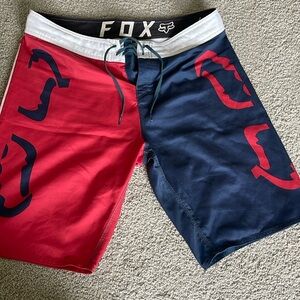 34’ FOX men’s shorts